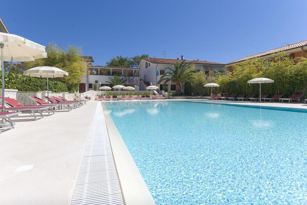 Hotel Giardino Suites&Spa Numana Esterno foto